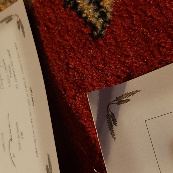 Trisha Romance Evening Skaters Plate - Picture 7 of 7